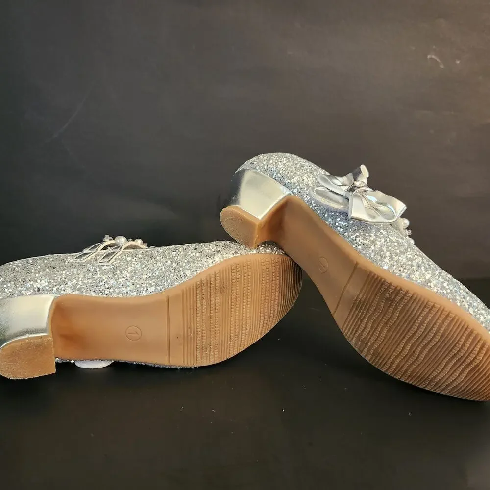 Girls Motasha Low Heel Dress Shoes Silver Glitter Pumps Sz 1 M Pearls & Beads